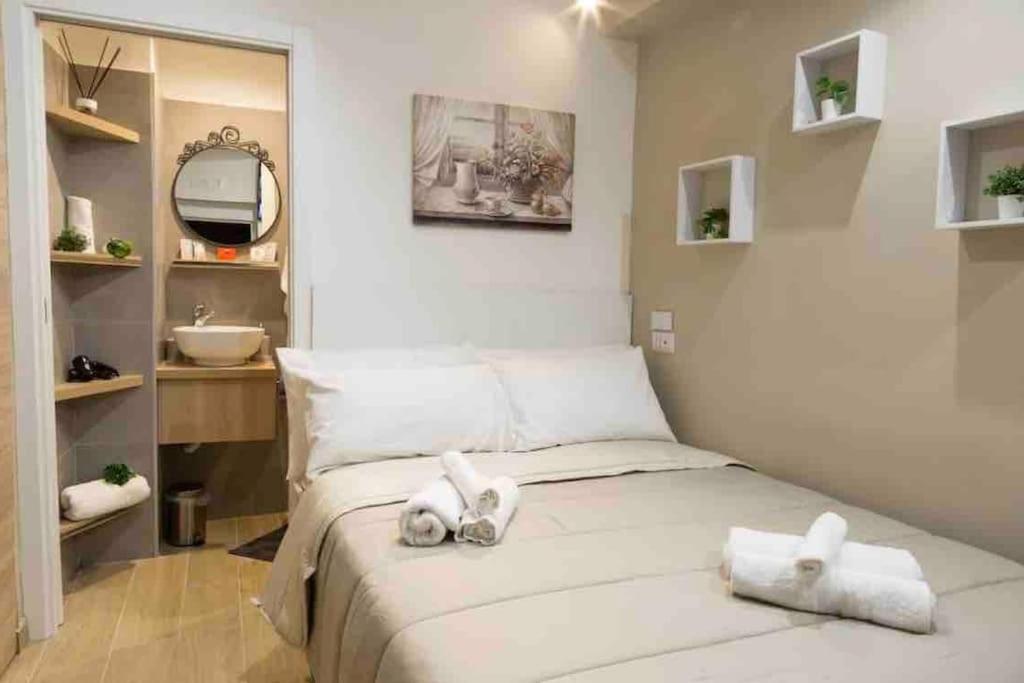 Апартаменты Casina In Centro Storico Неаполь Экстерьер фото