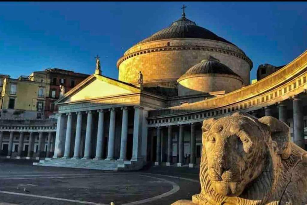 Апартаменты Casina In Centro Storico Неаполь Экстерьер фото
